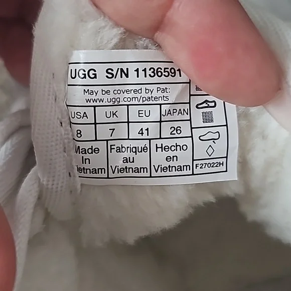 UGG Men’s Neumel Boot White Camo - Picture 5 of 5